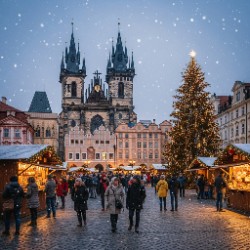 Prague Christmas magic intro | etravelogs.com